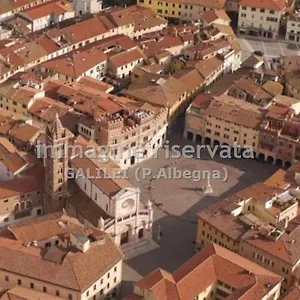 https://bilocale-centro-storico-affaccio-sulla-piazza-dante.it-tuscanyhotel.com