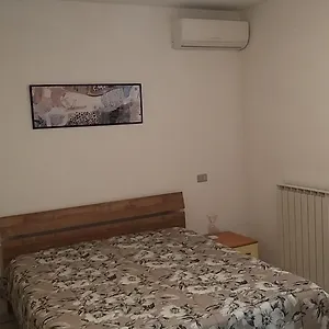 https://casa-nina-borgo-a-giovi.it-tuscanyhotel.com